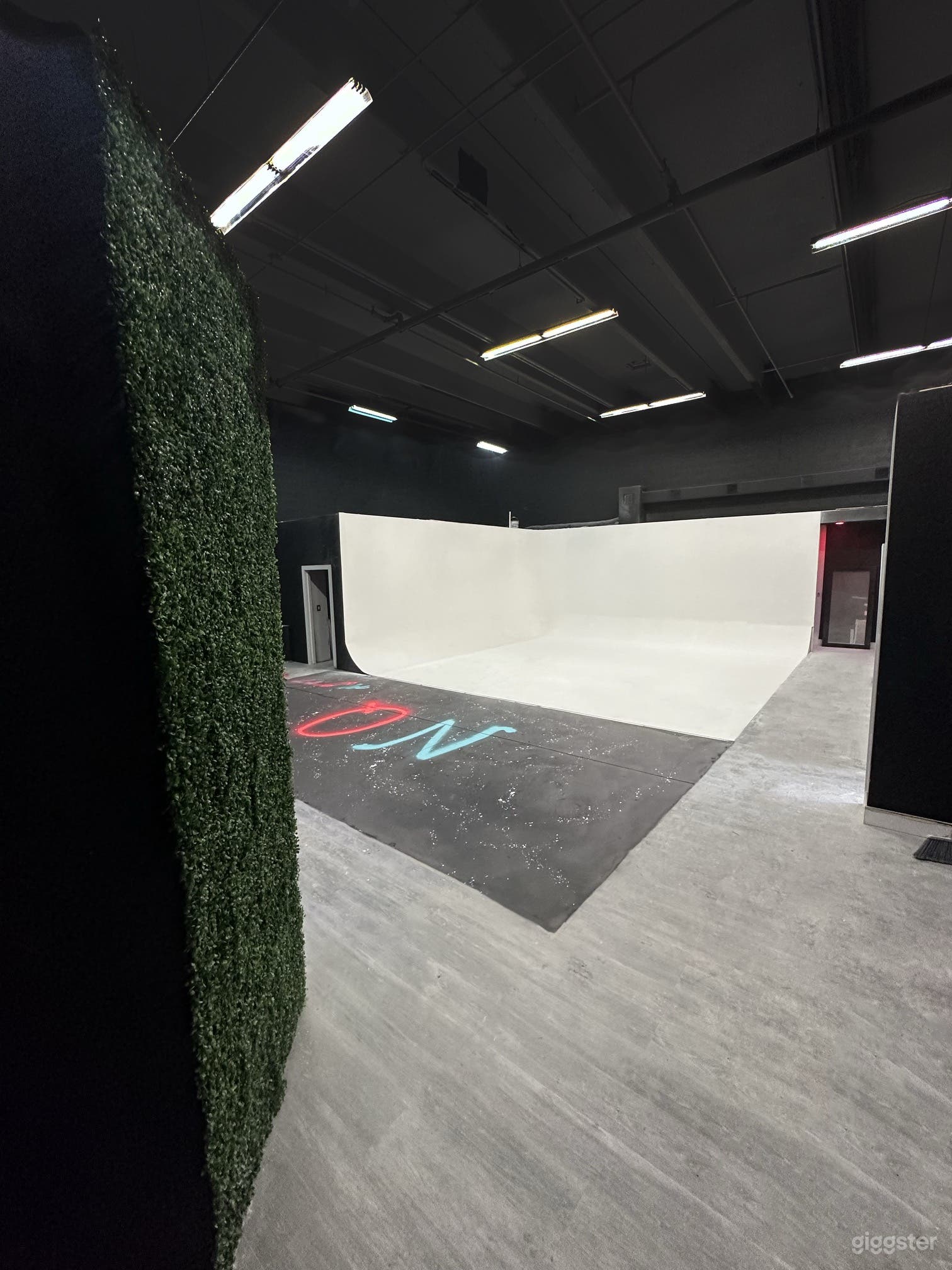 Capture Perfection: Cyclorama Wall Photo 2