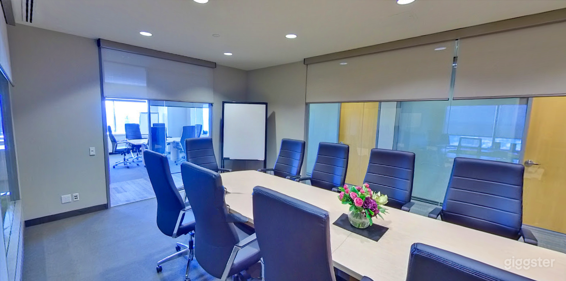 Executive Boardroom Photo 4