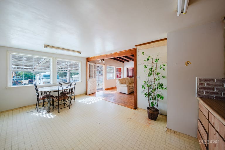  HIGH DESERT RUSTIC RANCH COMPOUND 