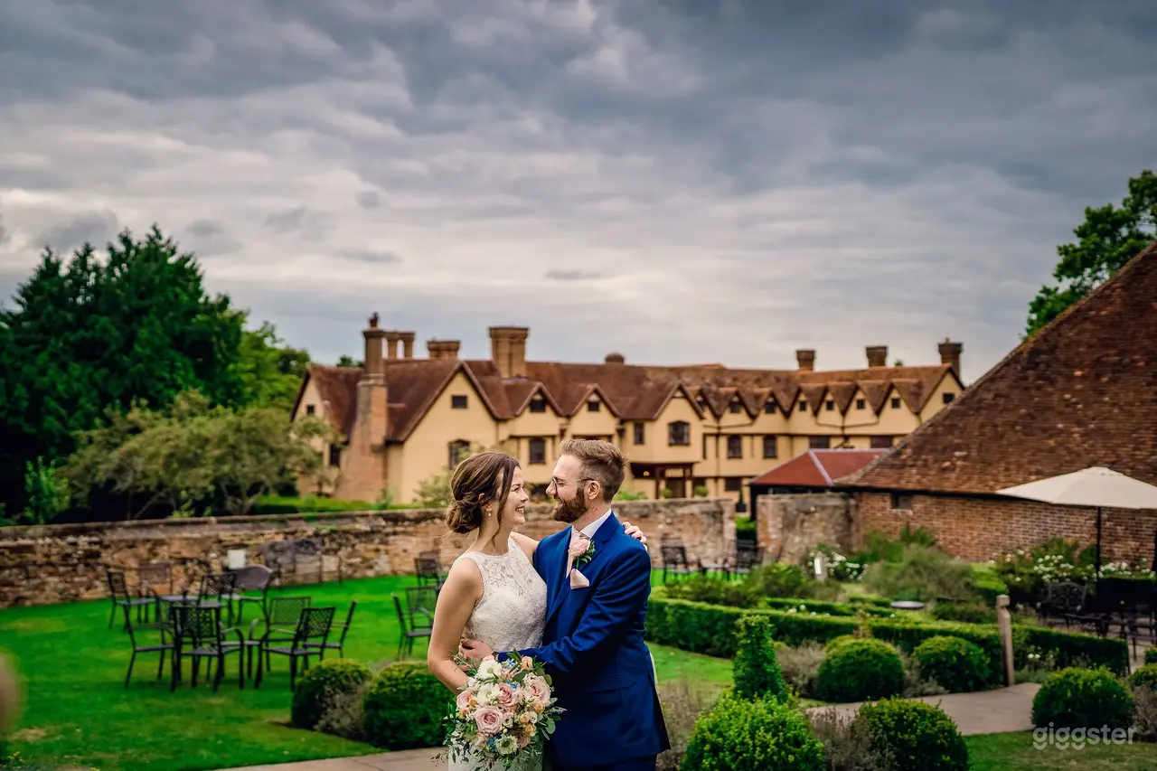 Courtyard | Grounds | Outdoor Ceremonies Photo 4