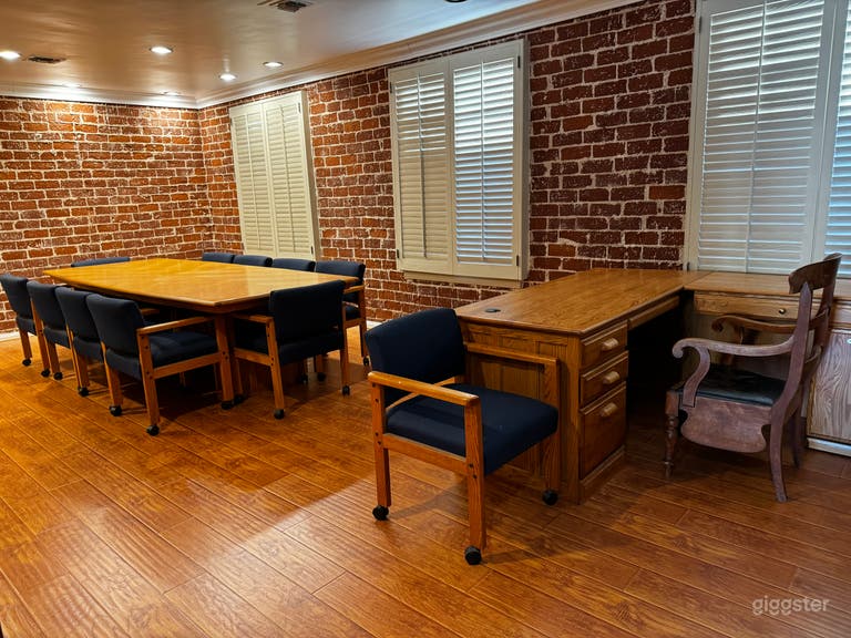  Classic-style Ornate Wooden Office in UCLA Area 