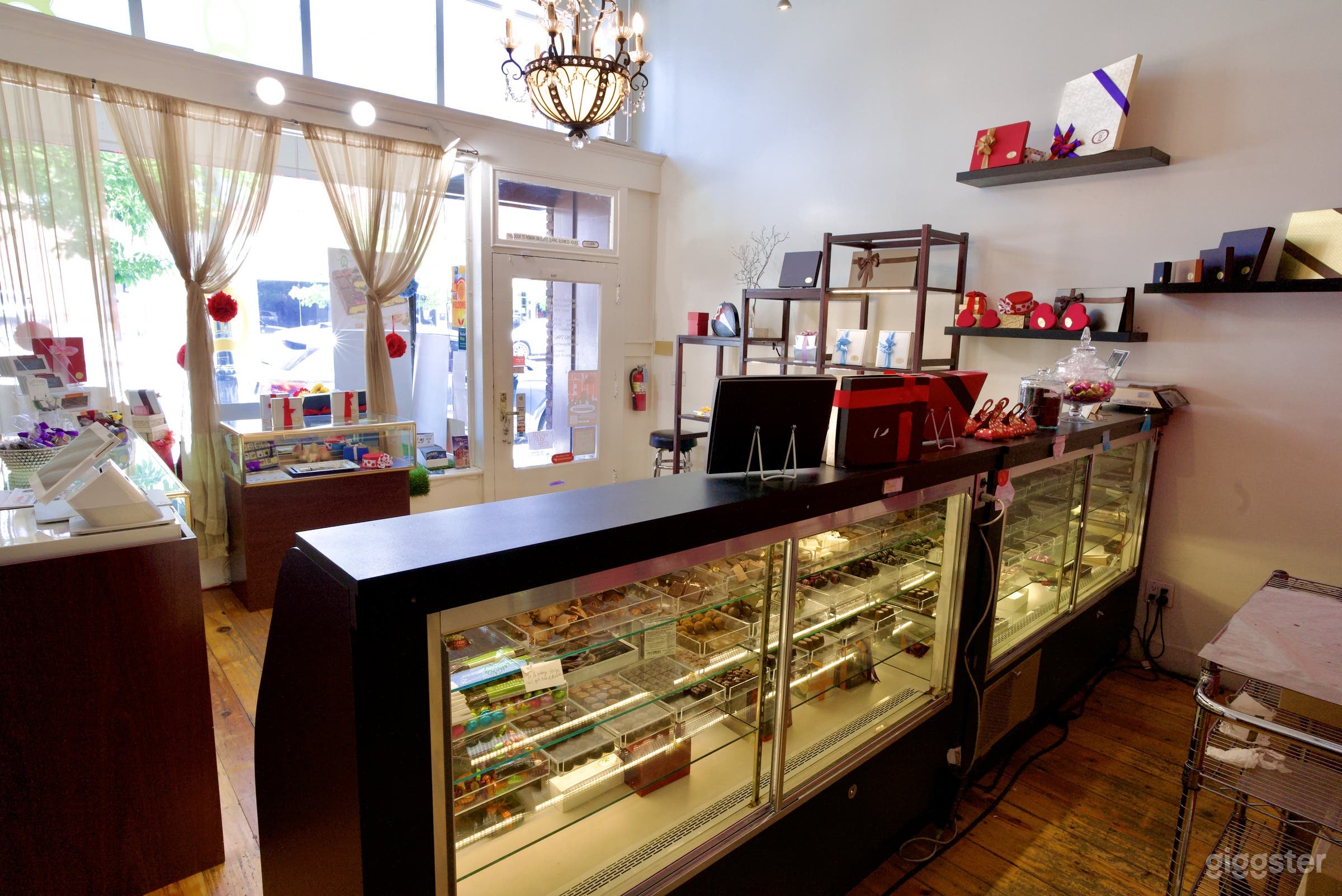 Luxury Chocolate Boutique in Old Pasadena Photo 2