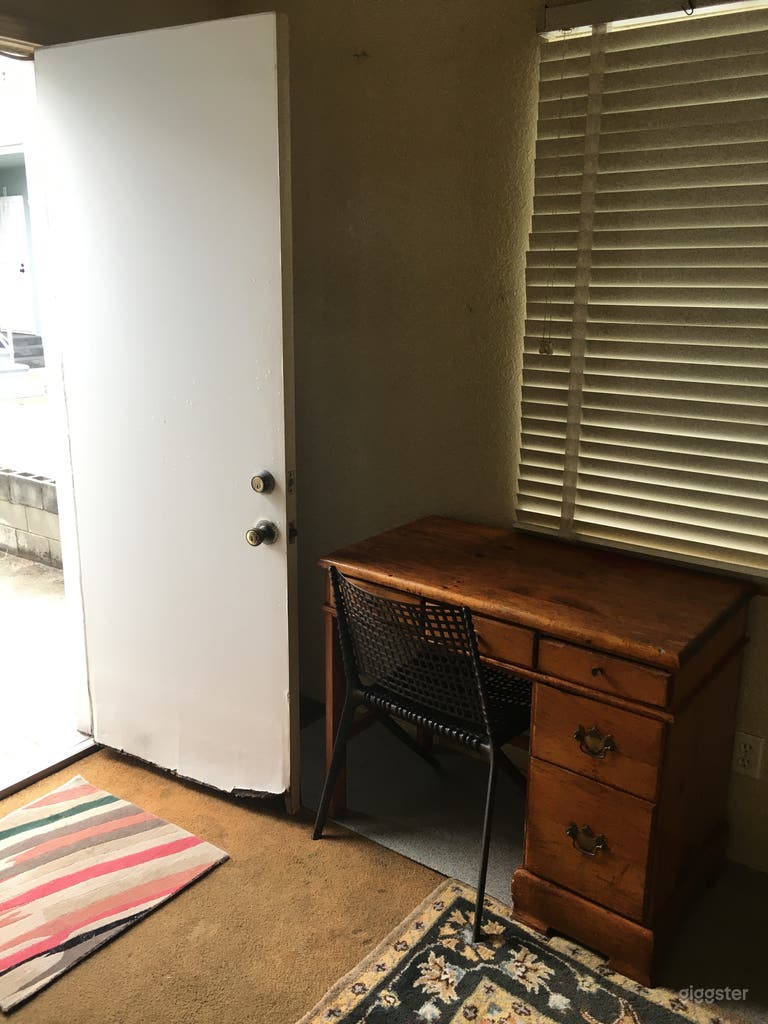  Home in Santa Monica with empty lot 