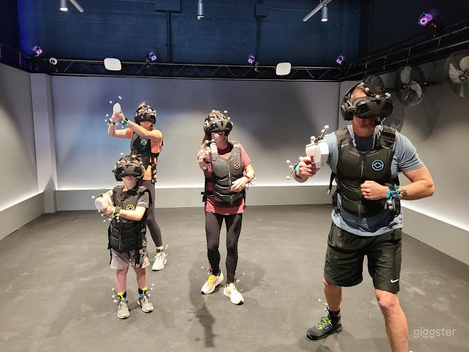 Modern &amp; Futuristic VR Space in Leawood Photo 4