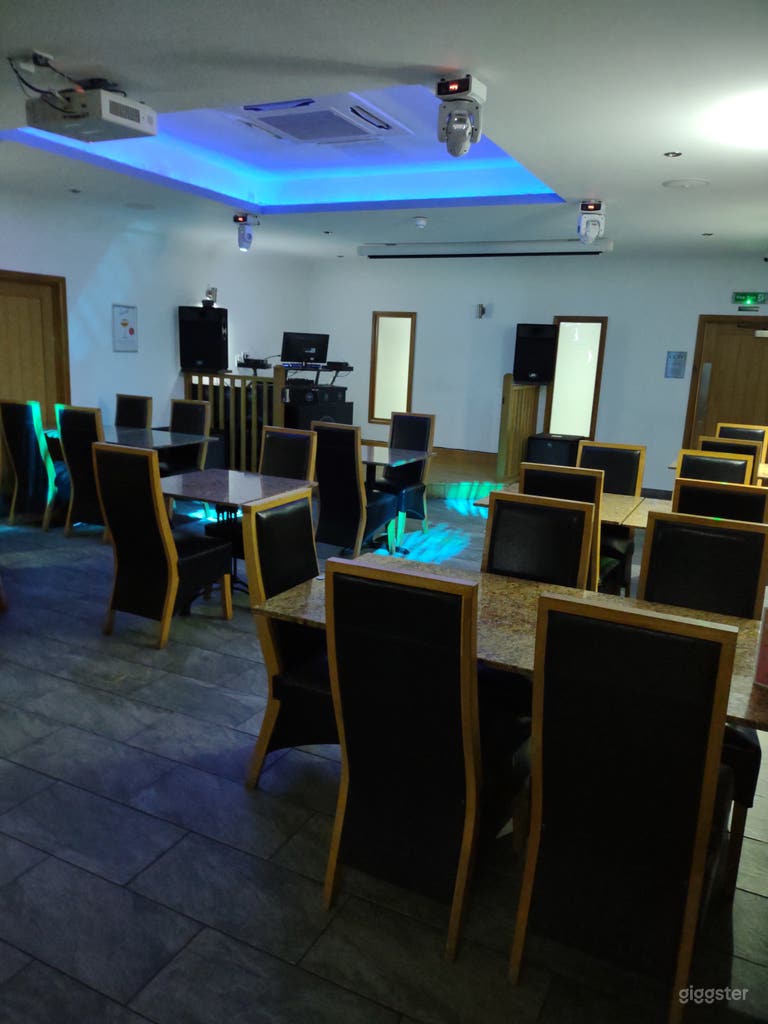  Cocktail Bar with Dining Area, Dancefloor & DJ booth in Cardiff 