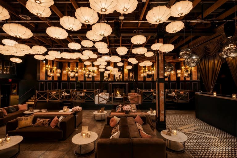  Espace de boîte de nuit de luxe pour tournages, événements et fêtes 