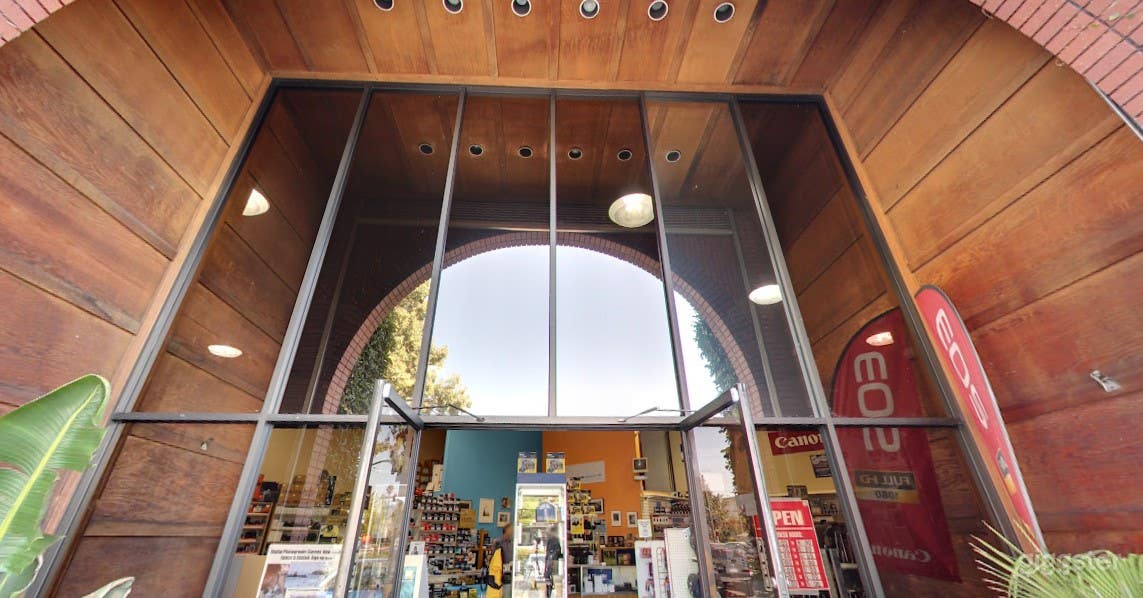 Beautiful Brick-Layered Camera Store Photo 2