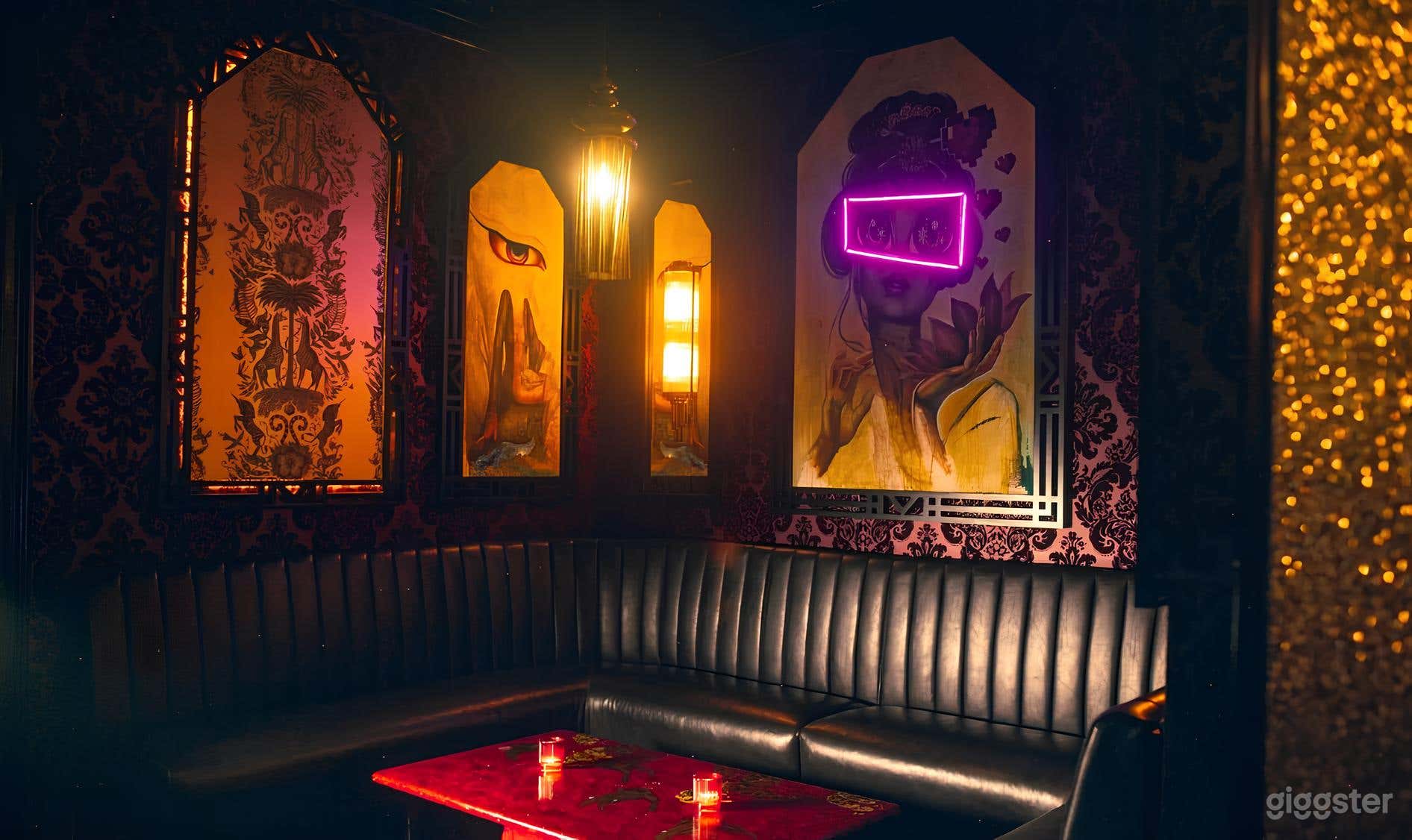 Eclectic Bar and Restaurant Photo 3