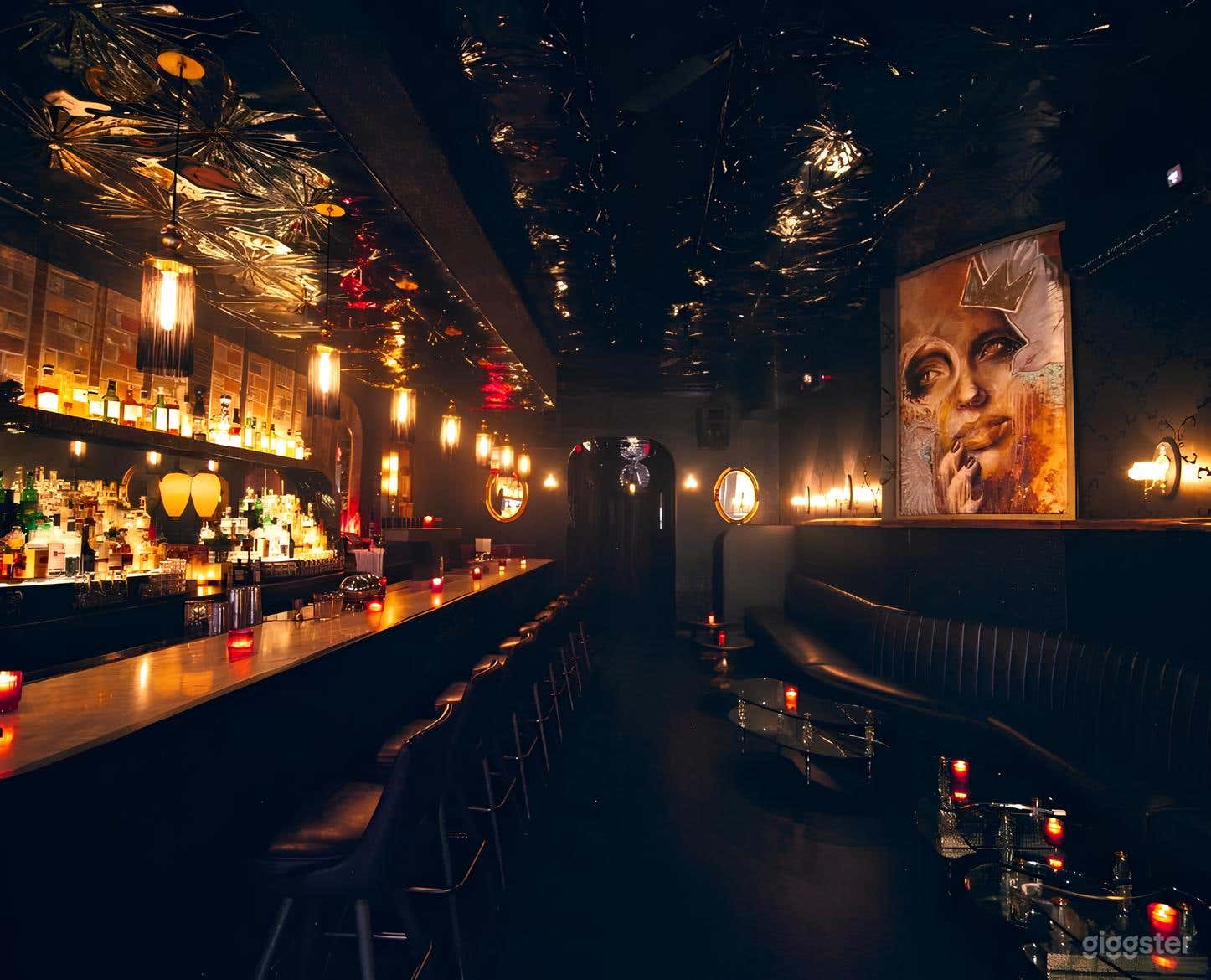 Eclectic Bar and Restaurant Photo 2