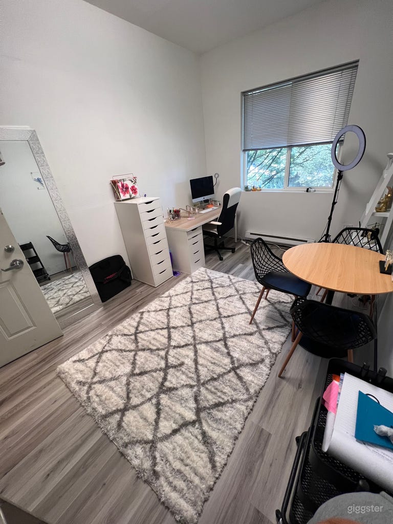  Espacio de oficina / espacio para pestañas / espacio para reuniones 
