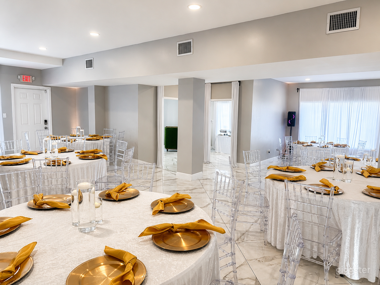  Charming Upscale Boutique Venue in Clearwater 