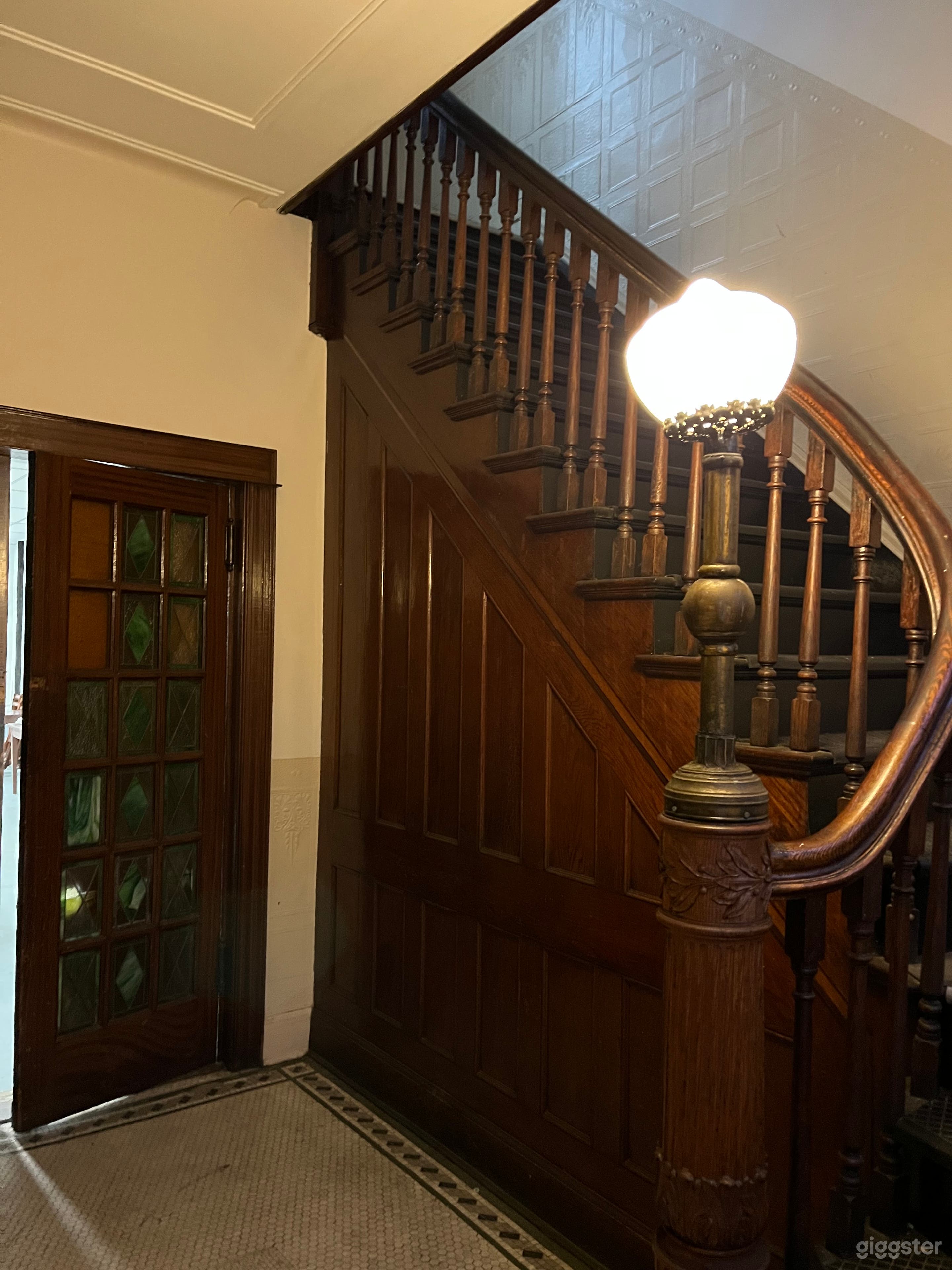 Extra Large Flex Space in Historic Building w/Grand Entry Photo 2
