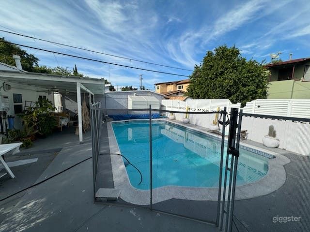  Outdoor Pool in a Stylish Open Plan Living  