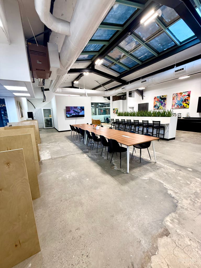  Conference Room in Historic Train Station Plaza 