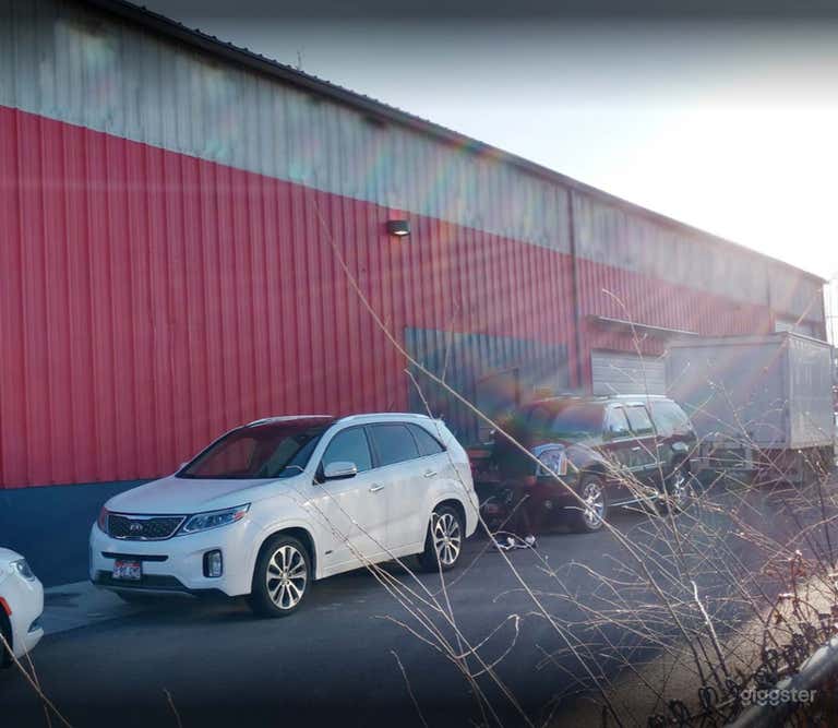   Spacious and Private Outdoor Area in Salt Lake 