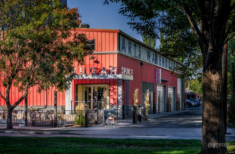   Spacious and Private Outdoor Area in Salt Lake 