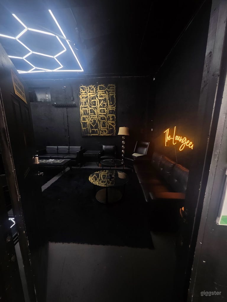  A Bodega with a lounge  