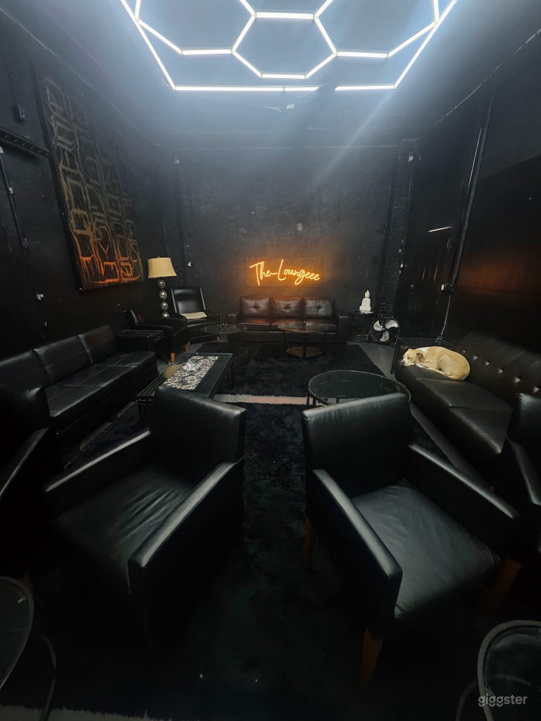  A Bodega with a lounge  