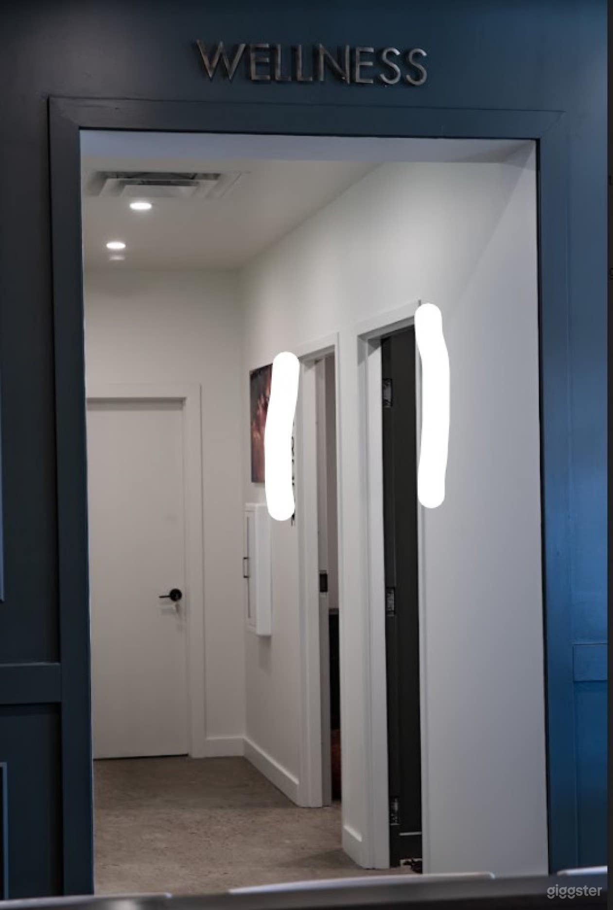 LoHi Treatment Room in Community Focused Space Photo 4