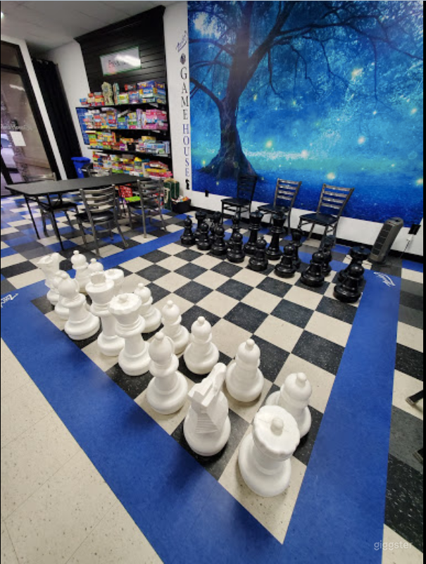 A Welcoming Event &amp; Gaming Venue in Camarillo Photo 4