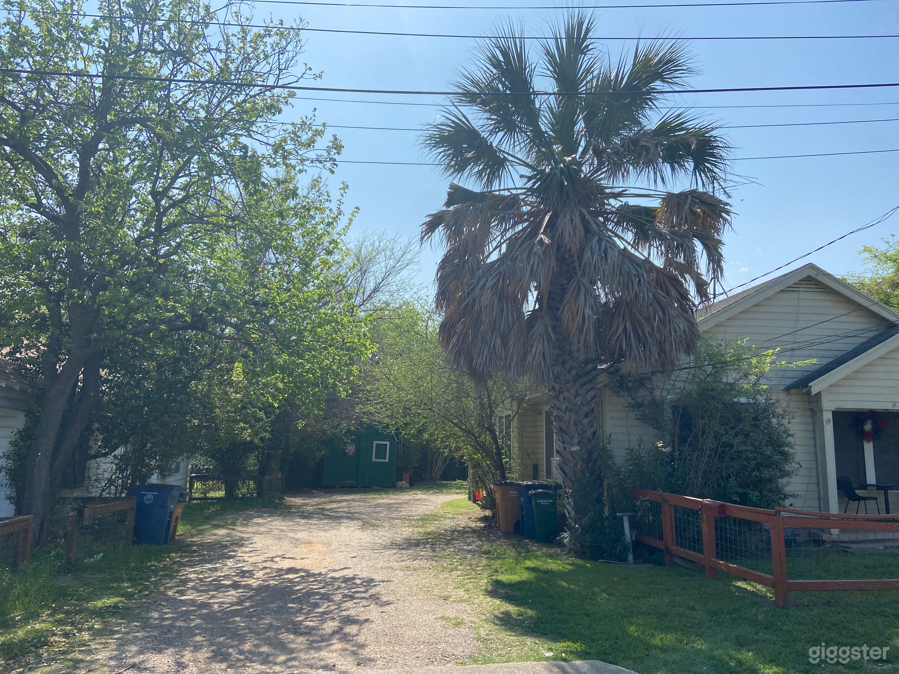 Central ATX House Photo 4