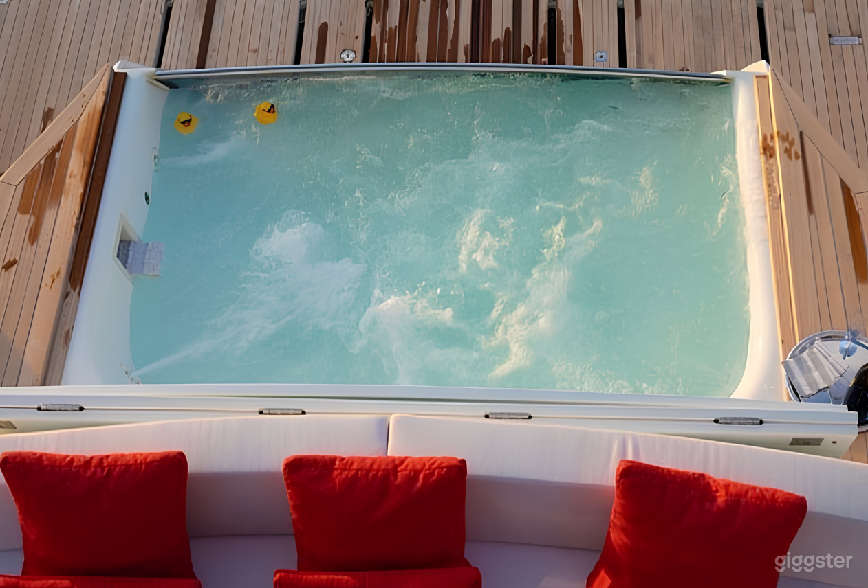  Numarine 80” 2019 Yacht Photo 3