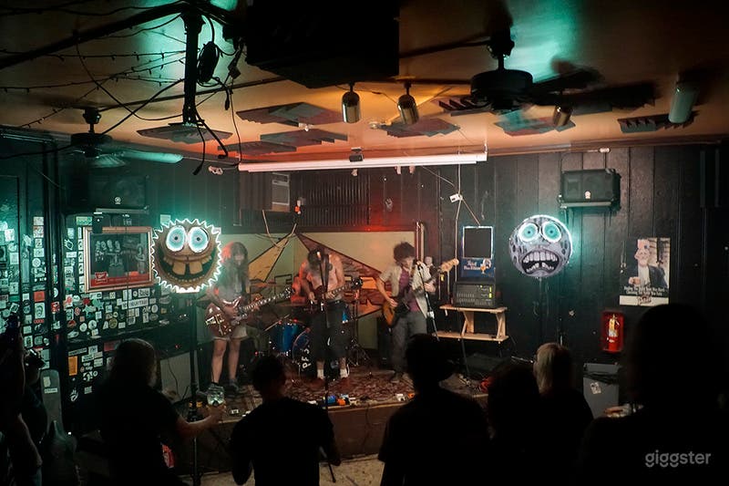 Laid-back Bar in Milwaukee Photo 1