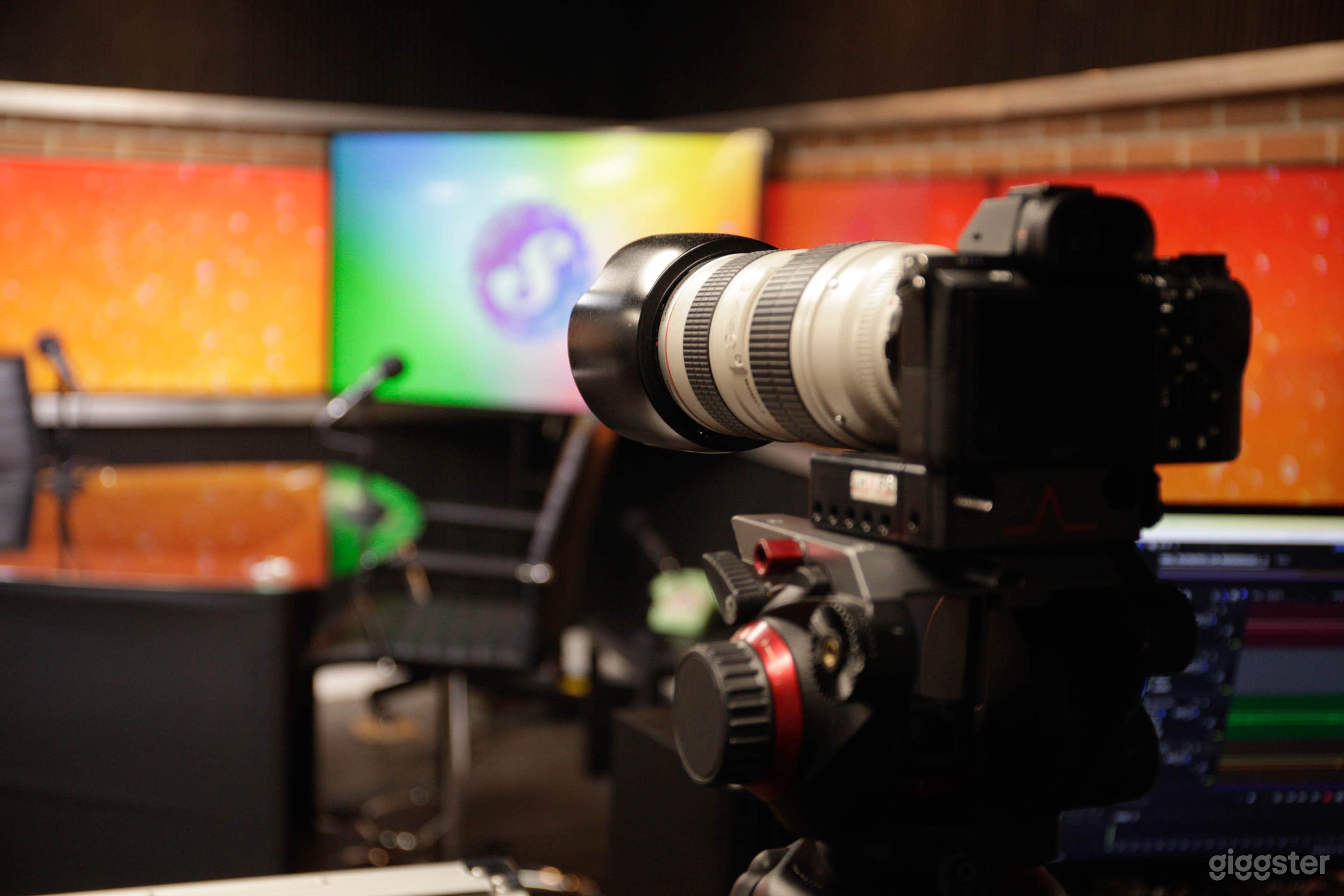 Modern Video Podcast Set Photo 3