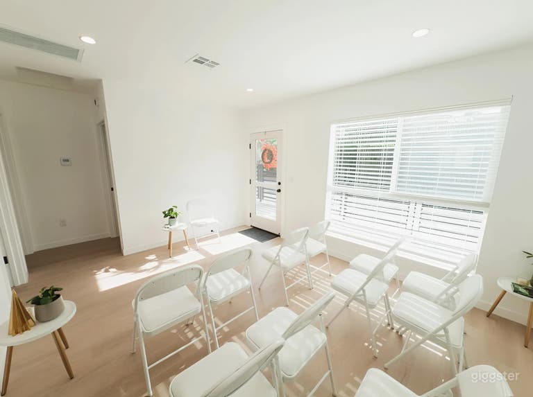  Light-Filled Multi-Use Creative Event Space | Workshops 