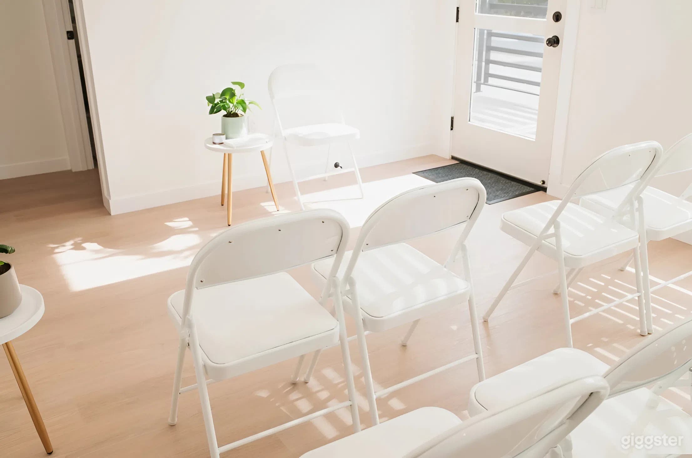 Light-Filled Multi-Use Creative Event Space | Workshops Photo 3