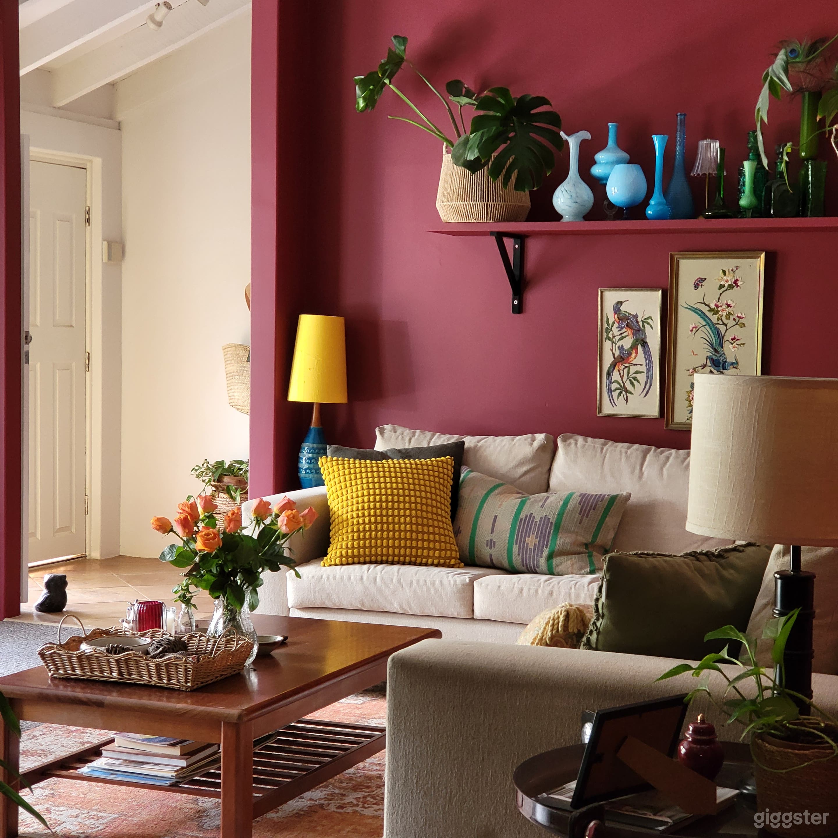 Retro Delight Photo 1