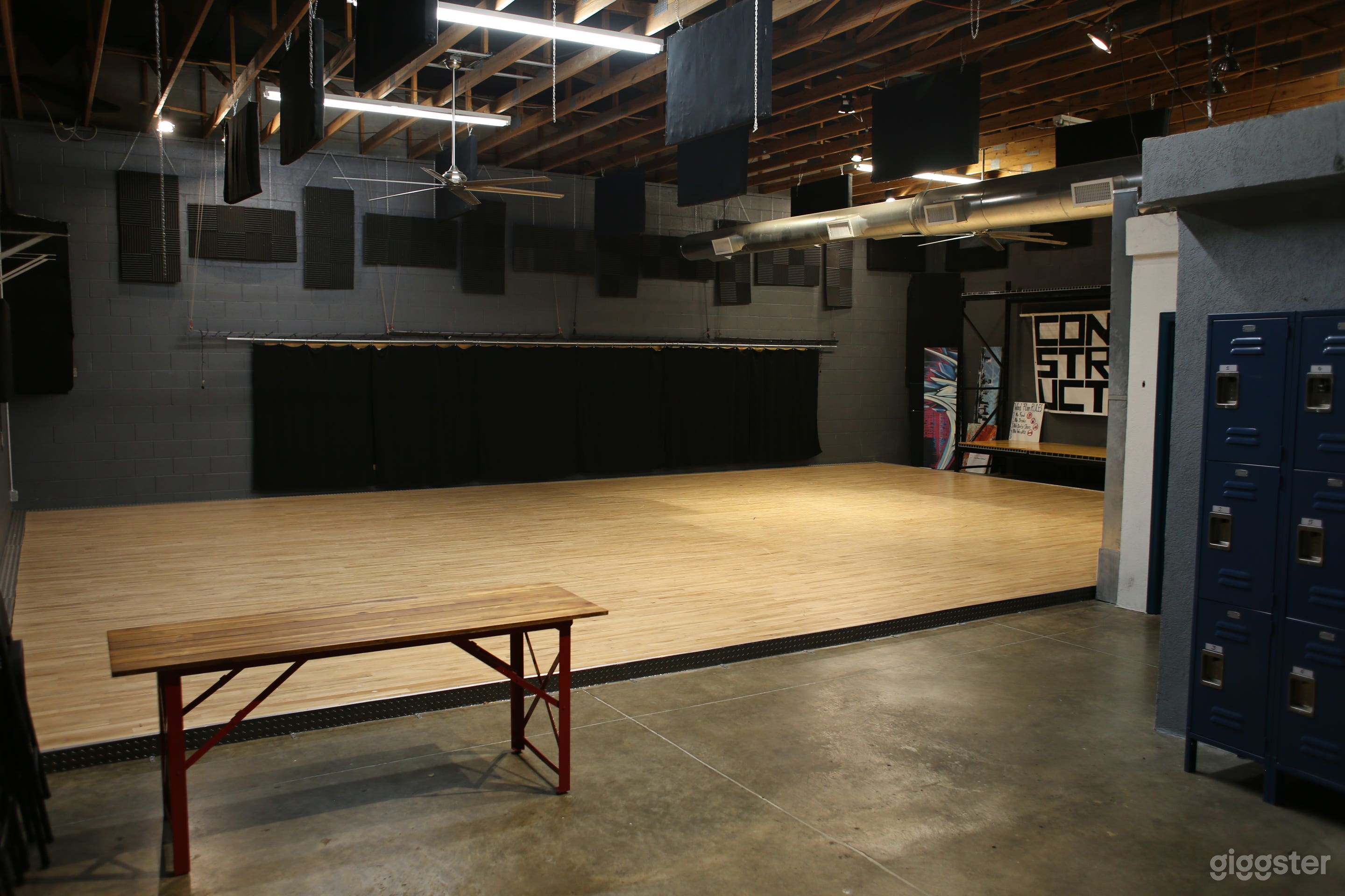 Studio and Event Space 10 Minutes from Downtown Photo 1