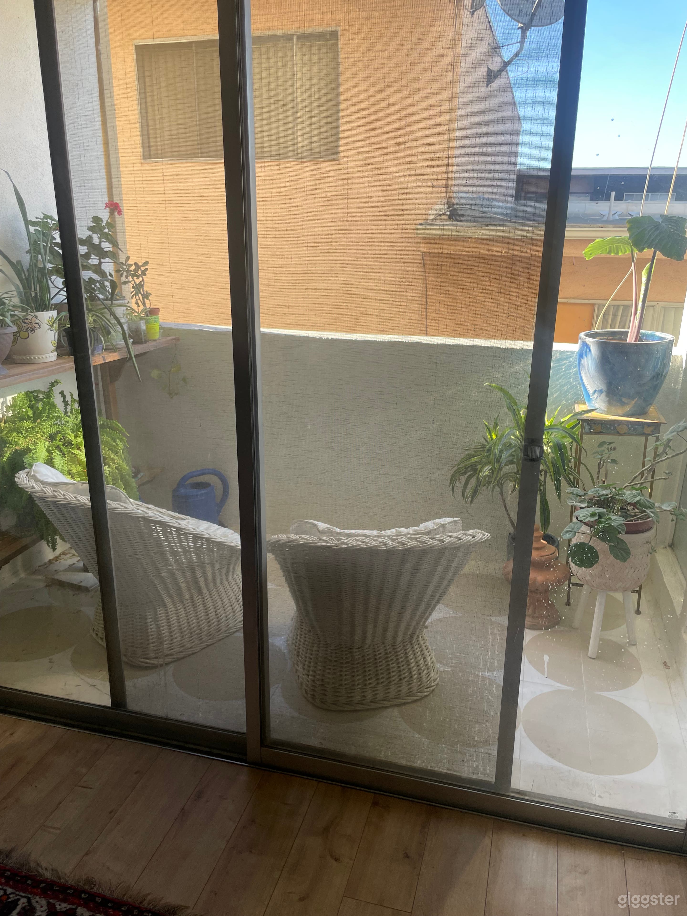 Bright Artsy Valley Condo Photo 3