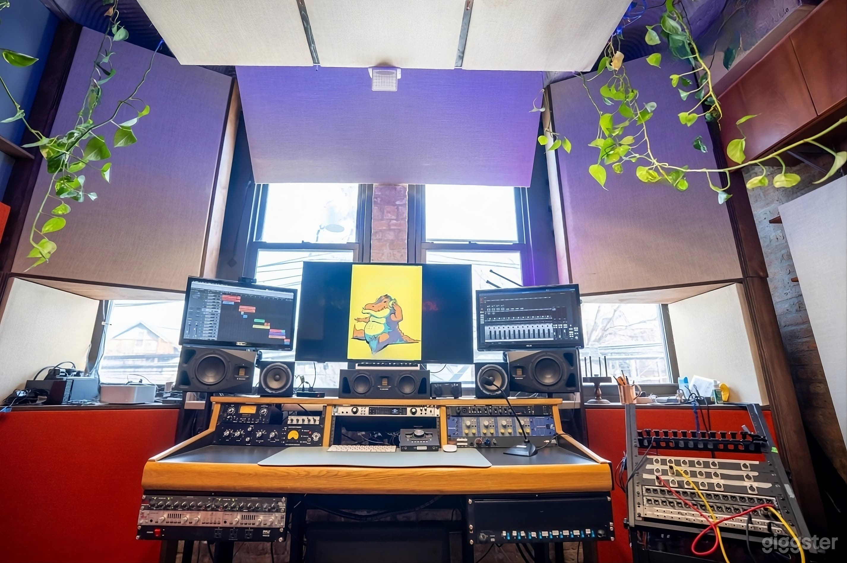 Studio B | Live Music Tracking Studio with Instruments Photo 3