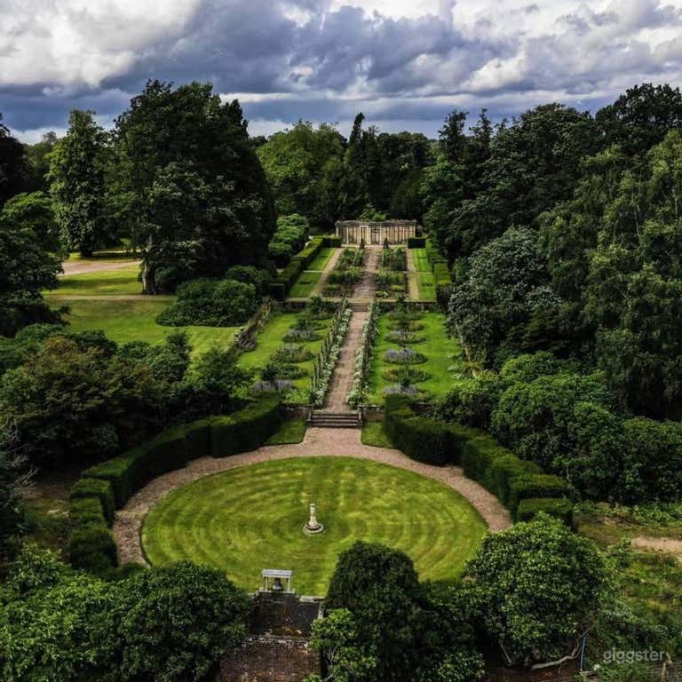  Breathtaking Garden in Stafford 