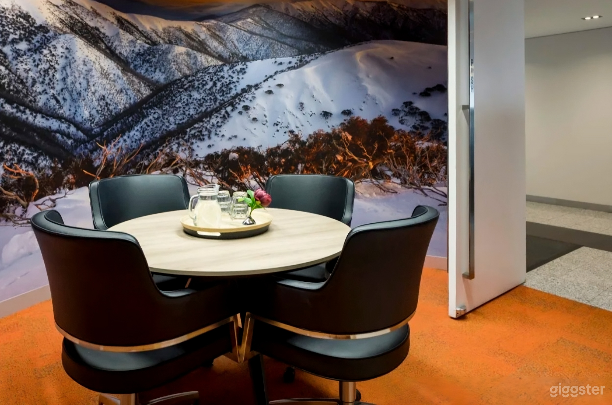 Hotham I Meeting Room for 4 person Photo 2