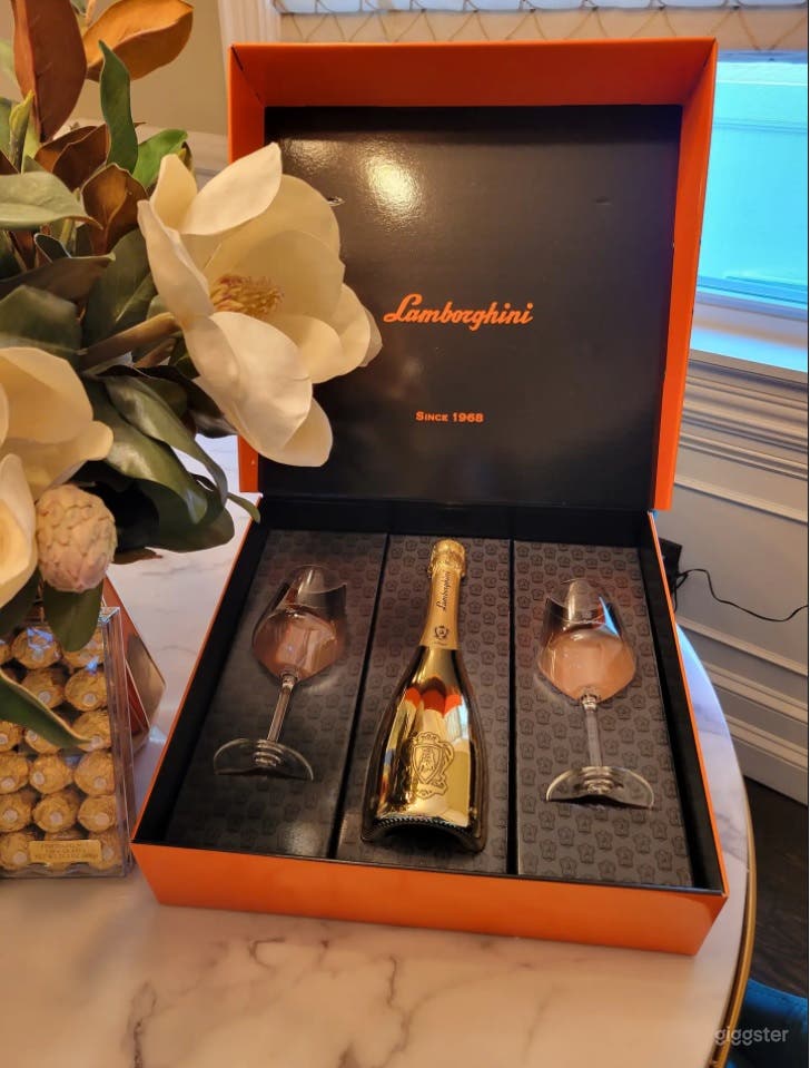  Beautiful Family House in Queens 