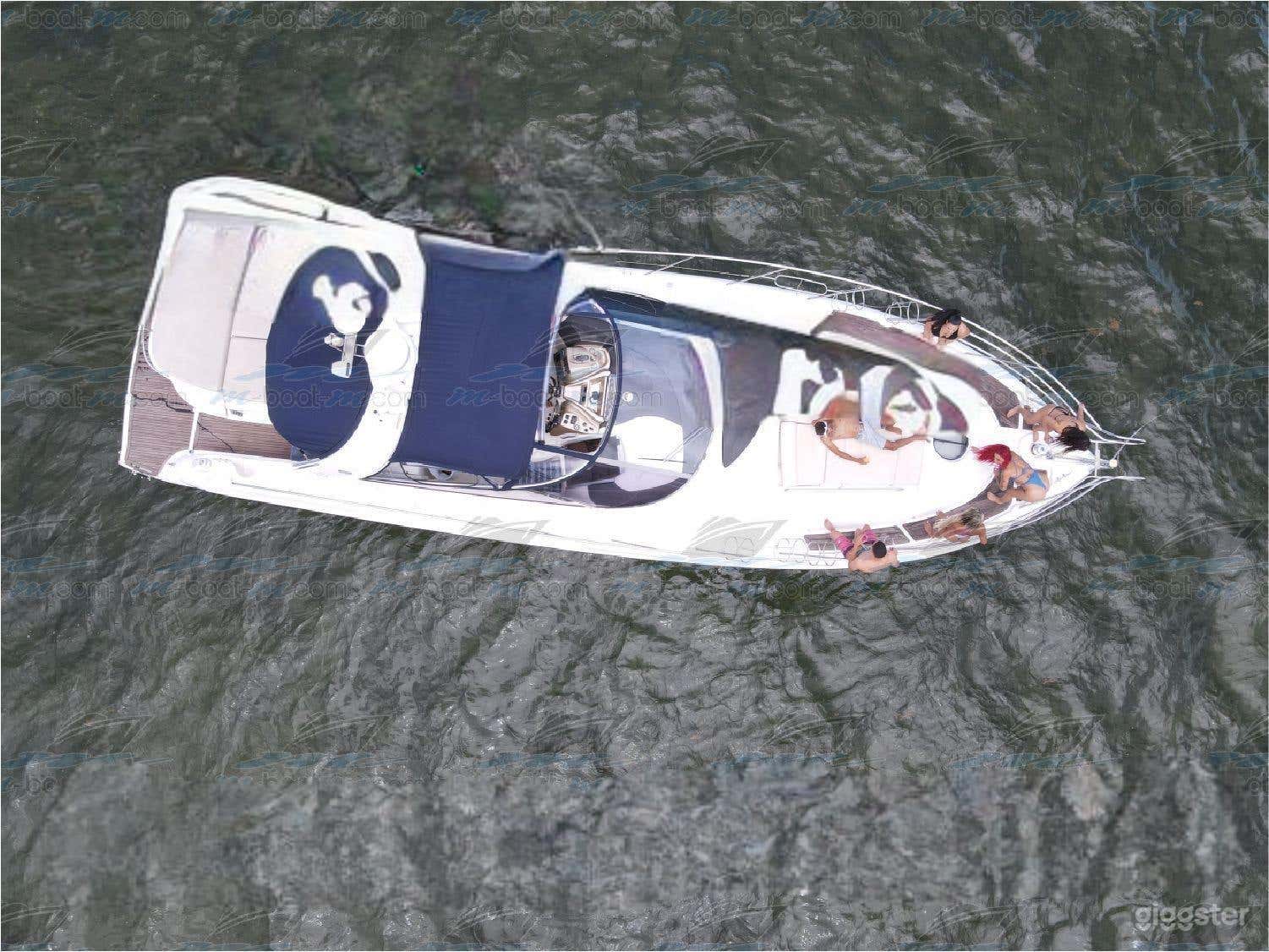 50' Cranchi Yacht Photo 2