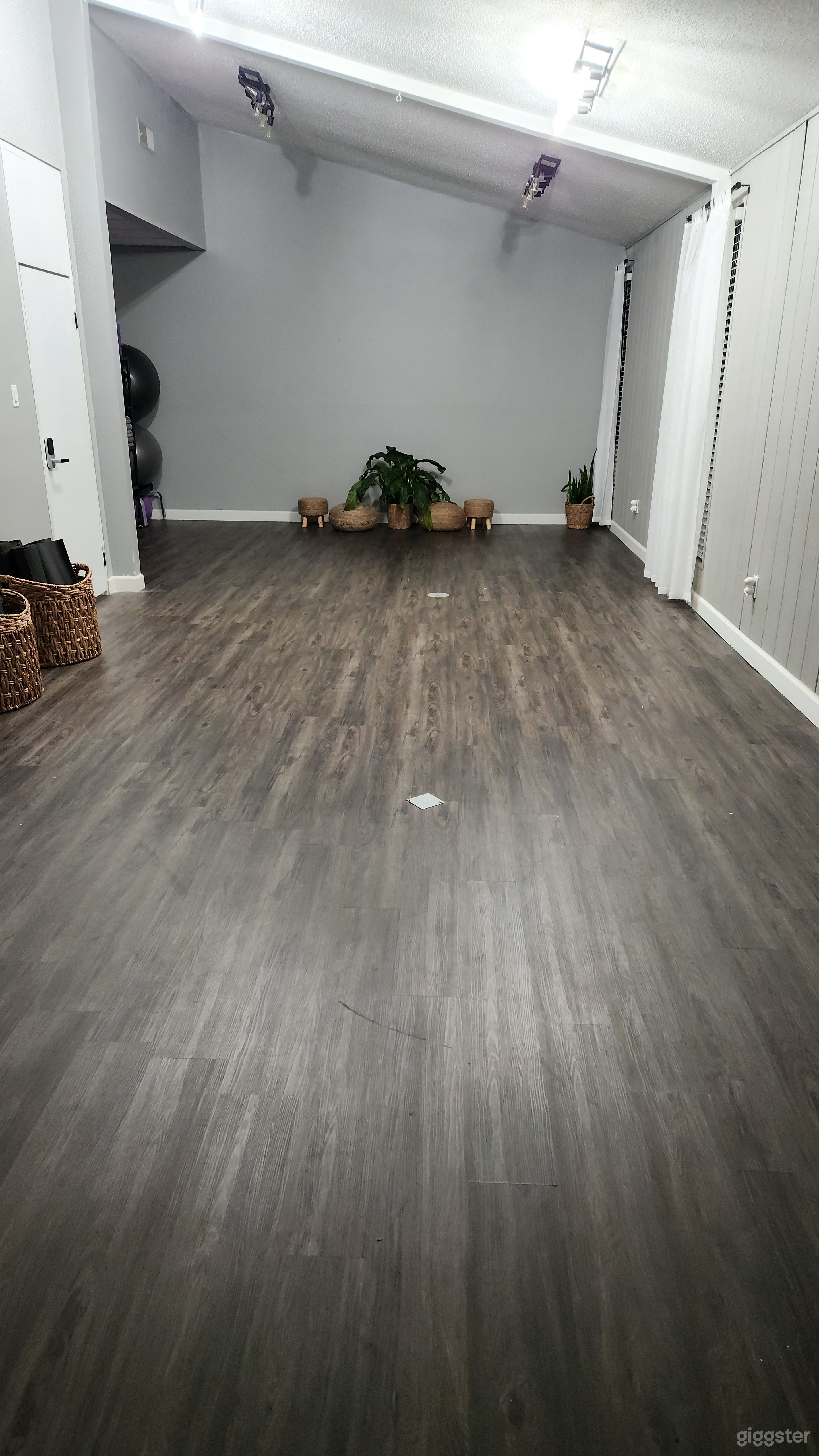 Event Space, Dance/Yoga Studio Available Photo 4