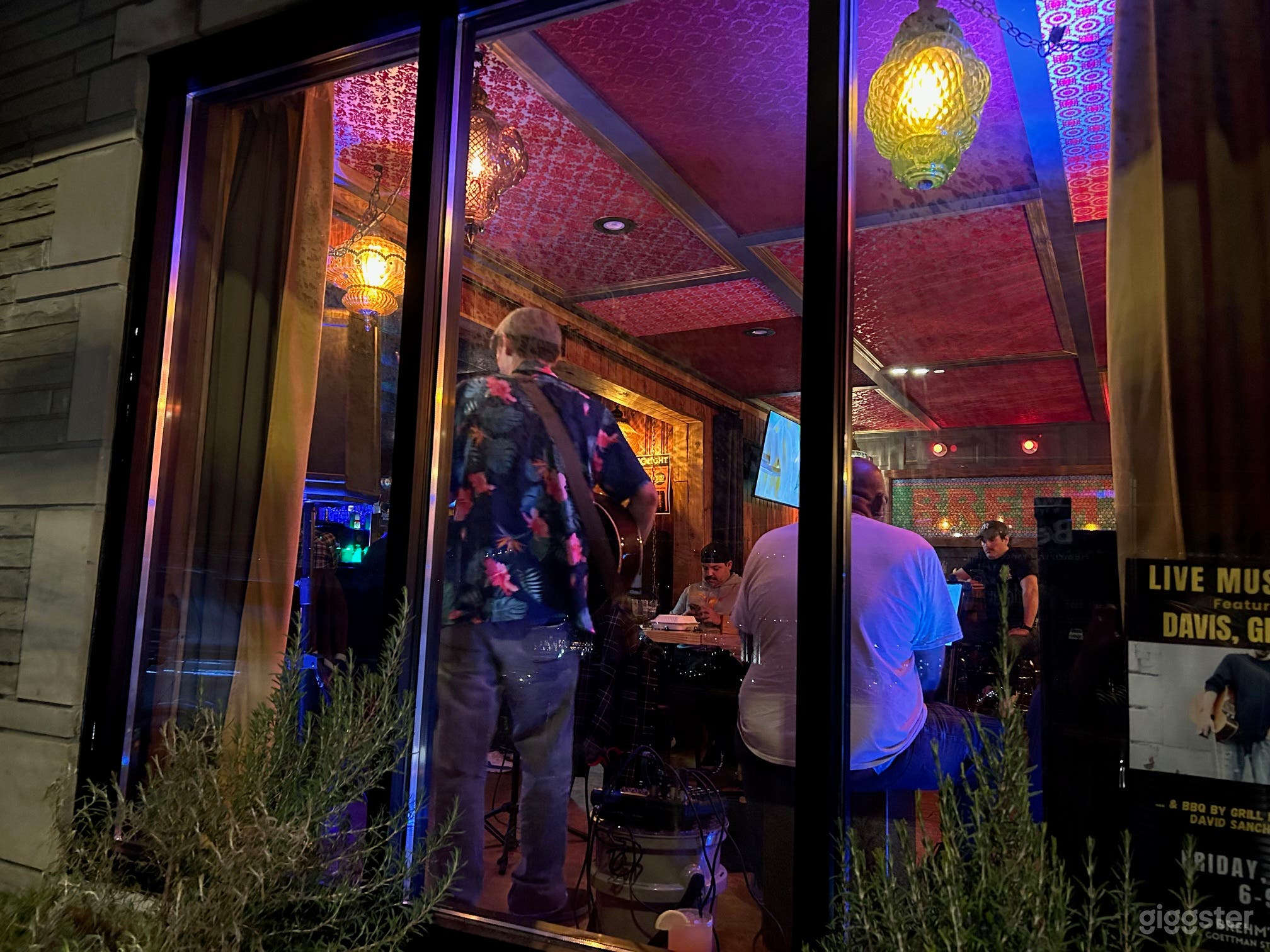 Neighborhood Bar with City View Photo 2
