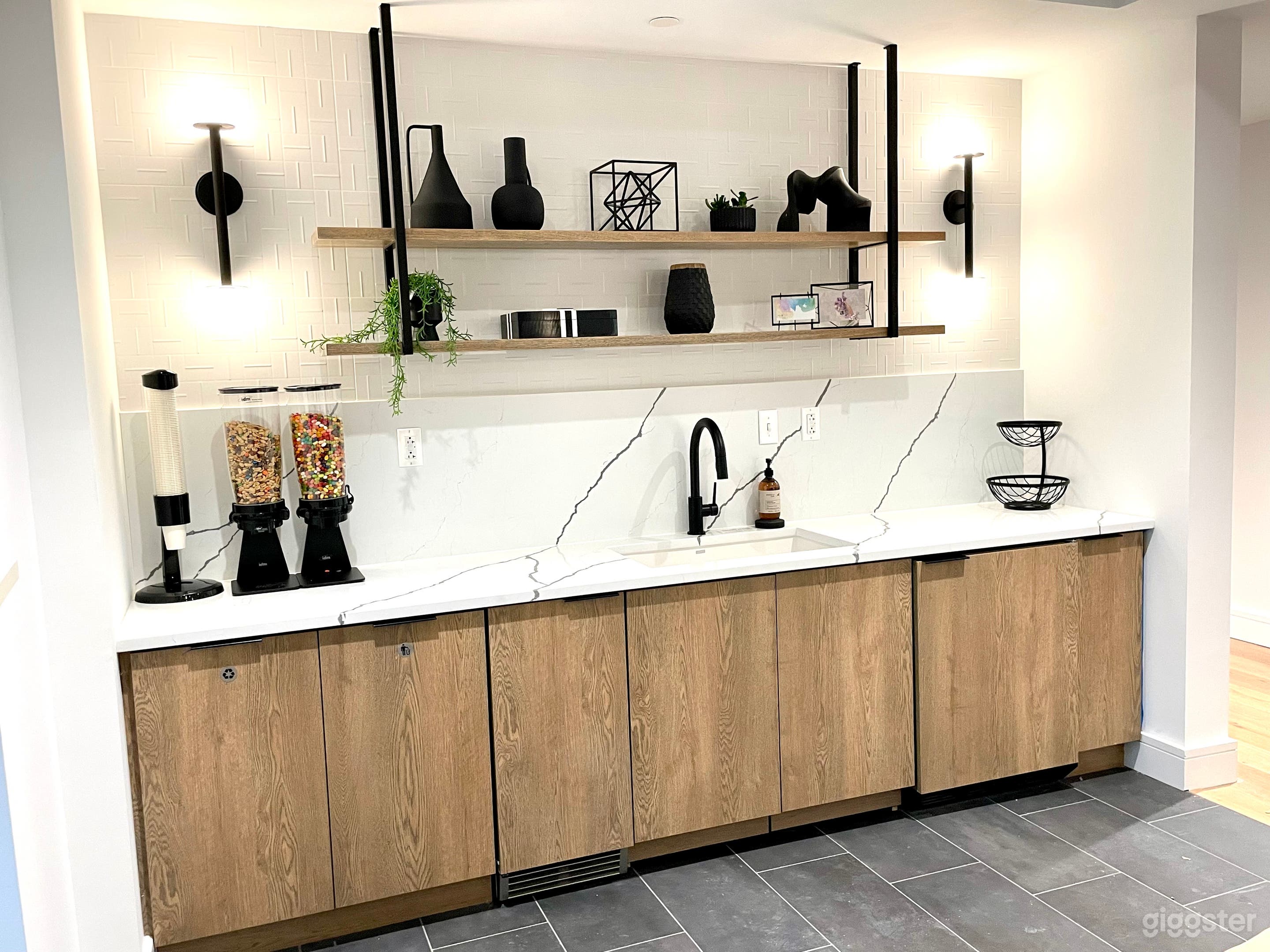 2nd Floor Pantry Event Space Photo 3