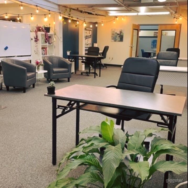 Clean &amp; Cozy Co-working Space in Eugene Photo 1