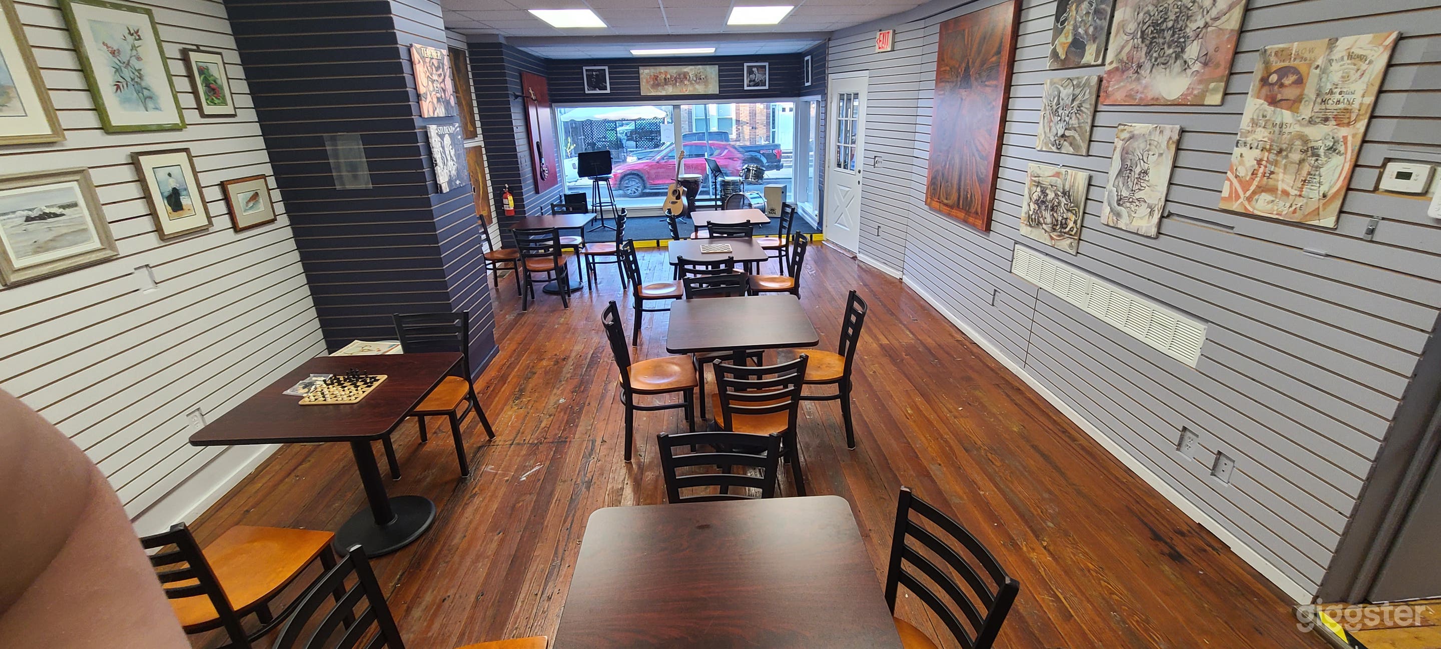 Gallery and Cafe - Jersey Shore Bay Area  Photo 3