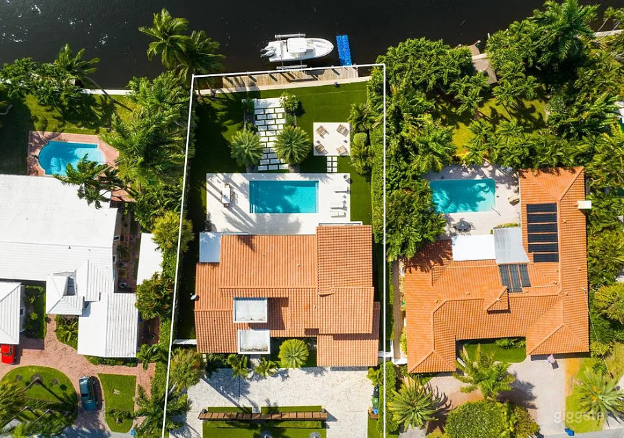 Riverfront Home in Fort Lauderdale Photo 2