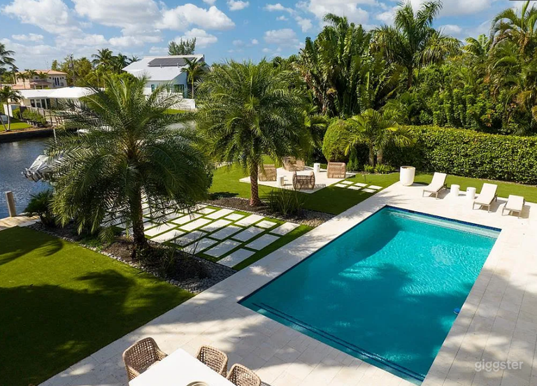  Riverfront Home in Fort Lauderdale 