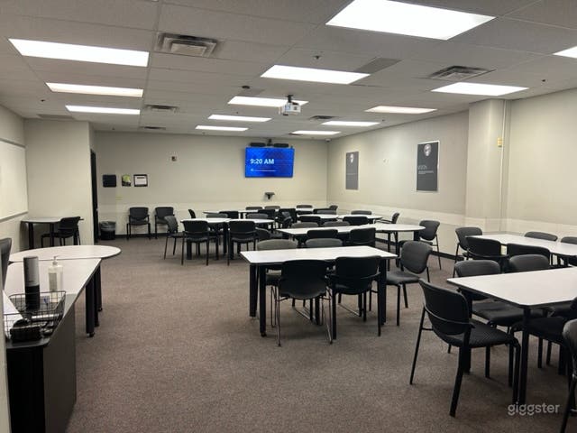Large Classroom with 40 to 50 Seating Capacity Photo 2