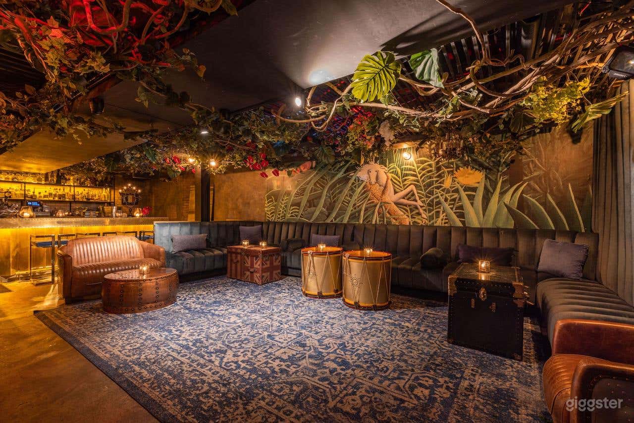 Speakeasy - 19th-Century Influenced Meets Fairy Tale Lounge Photo 2