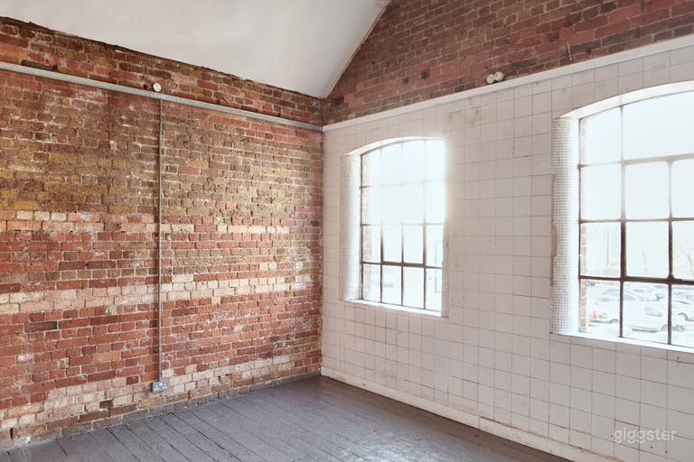  Modern Studio 4 