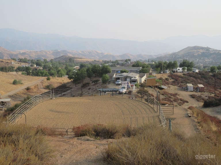  Mountain, Desert, Scenic Ranch 