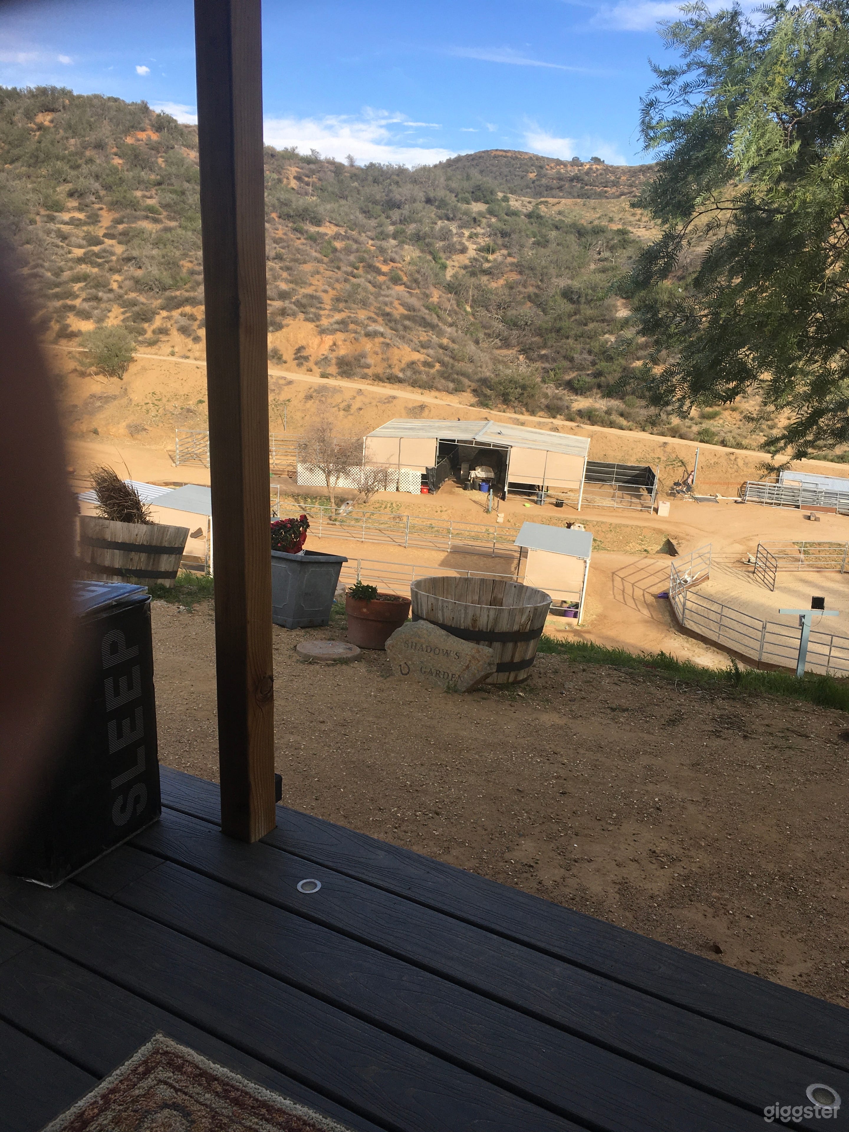 Beautiful scenic Ranch Photo 2